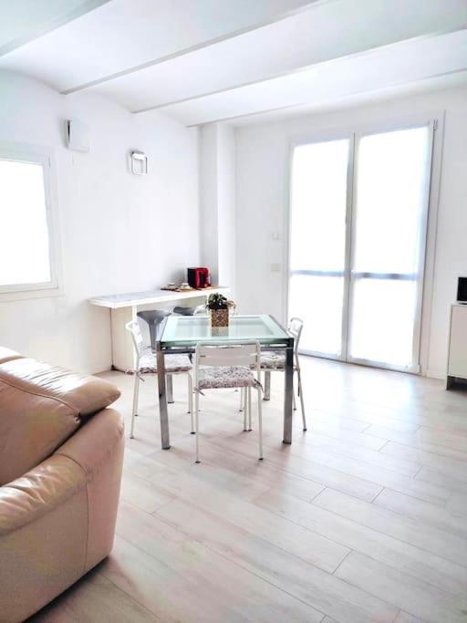 Ambroeus Apartmens Casa Spaziosa In Centro Paese Inzago Dış mekan fotoğraf
